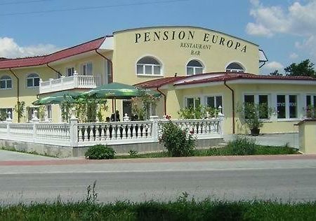 Penzion Europa Diakovce Exterior photo